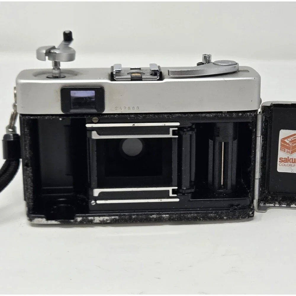 Konica C35 Automatic 35mm Film Camera Hexanon 38mm f/2.8 Shutter Fires Japan